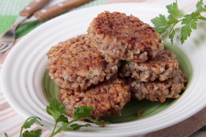Рецепт приготовления гречки с шампиньонами и луком