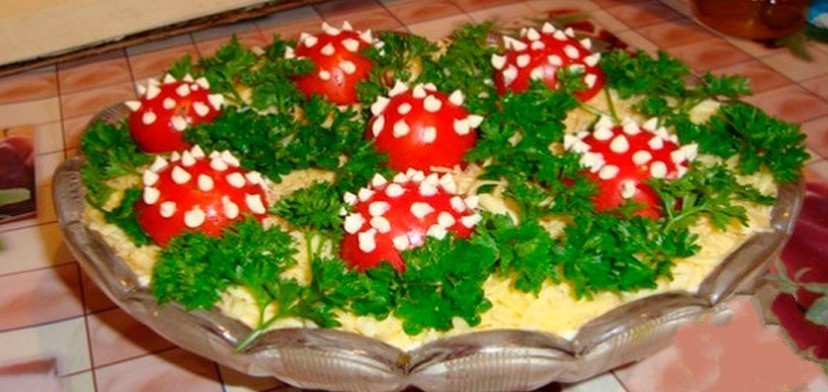 Салат лесная поляна с шампиньонами: 15 рецептов